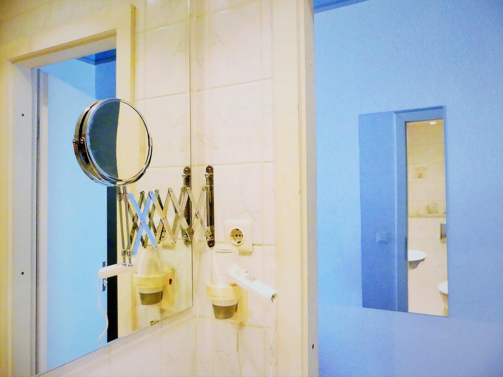 Kunibert Der Fiese - Superior Hotel 3*